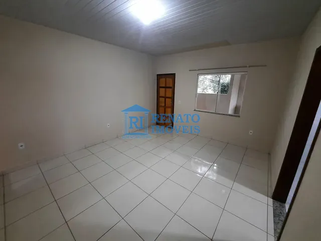 Apartamento 1 quarto e 1 banheiro, para alugar, no bairro Centro em Maricá