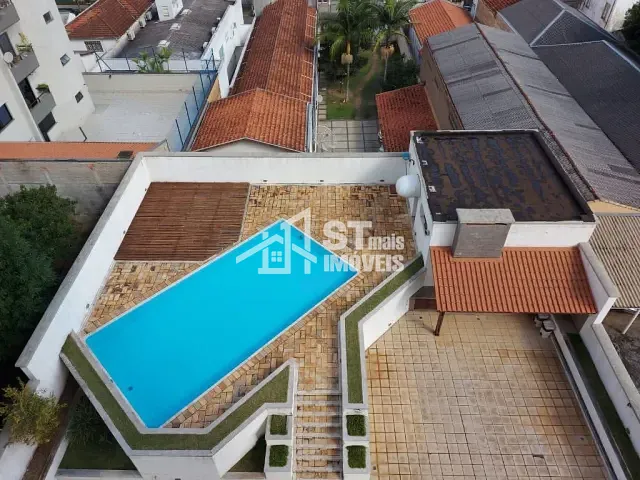 Apartamento com 241m² 5 quartos e 5 banheiros, à venda, no bairro Centro em Poços de Caldas