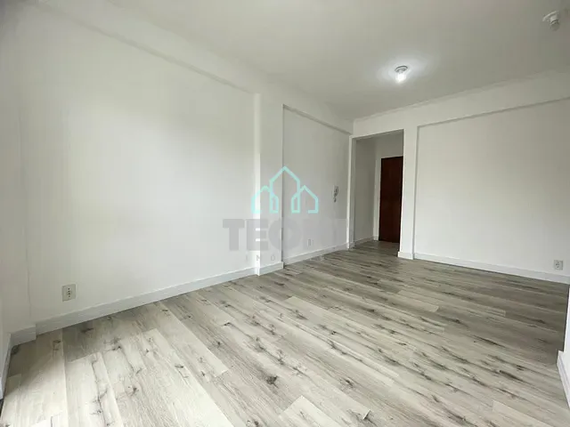 Apartamento com 65m² 2 quartos e 2 banheiros, à venda, no bairro Parque Sao Luis em Taubaté