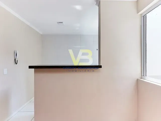 Apartamento com 45m² 2 quartos e 1 banheiro, à venda, no bairro Jardim Itaqui em Campo Largo