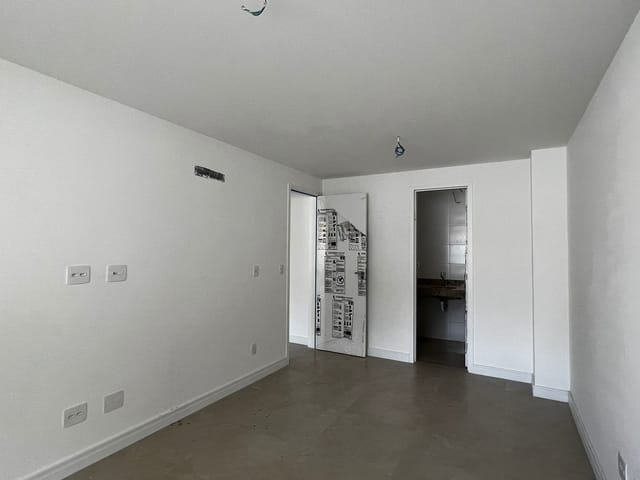 Apartamento com 62m² 2 quartos e 2 banheiros, à venda, no bairro Palmeiras em Cabo Frio