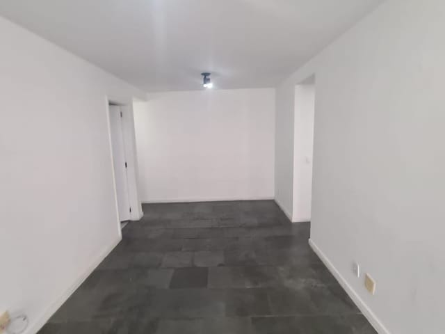 Apartamento com 70m² 2 quartos e 2 banheiros, para alugar, no bairro Recreio em Rio de Janeiro