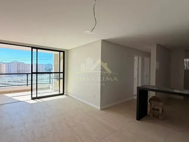 Apartamento 2 quartos e 1 banheiro, à venda, no bairro Vale do Ipê em Juiz de Fora