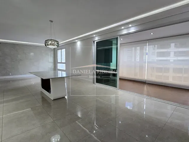 Apartamento 3 quartos e 5 banheiros, à venda, no bairro Gleba Fazenda Palhano em Londrina