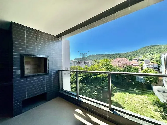 Apartamento 4 quartos e 5 banheiros, à venda, no bairro Jurerê em Florianópolis
