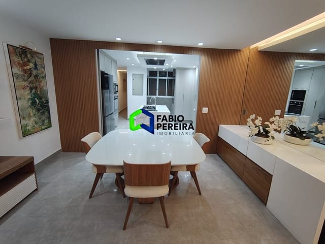 Apartamento com 220m² 3 quartos e 5 banheiros, à venda, no bairro Jardim Oceânico em Rio de Janeiro