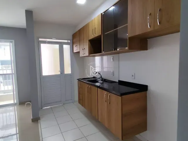 Apartamento com 49m² 2 quartos e 1 banheiro, para alugar, no bairro Vila São João em Guarulhos