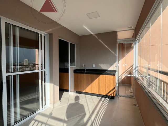 Apartamento com 84m² 2 quartos e 2 banheiros, para alugar, no bairro Centro em Franca