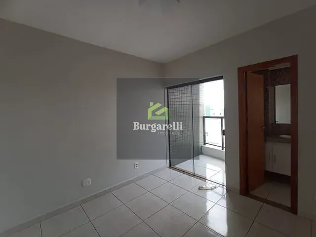 Apartamento 2 quartos e 1 banheiro, para alugar, no bairro Centro em Lavras