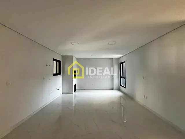 Apartamento 2 quartos e 2 banheiros, à venda, no bairro Parque de Exposições em Concórdia