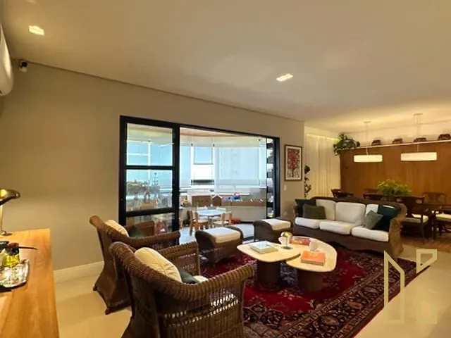 Apartamento 3 quartos e 5 banheiros, à venda, no bairro Gleba Fazenda Palhano em Londrina