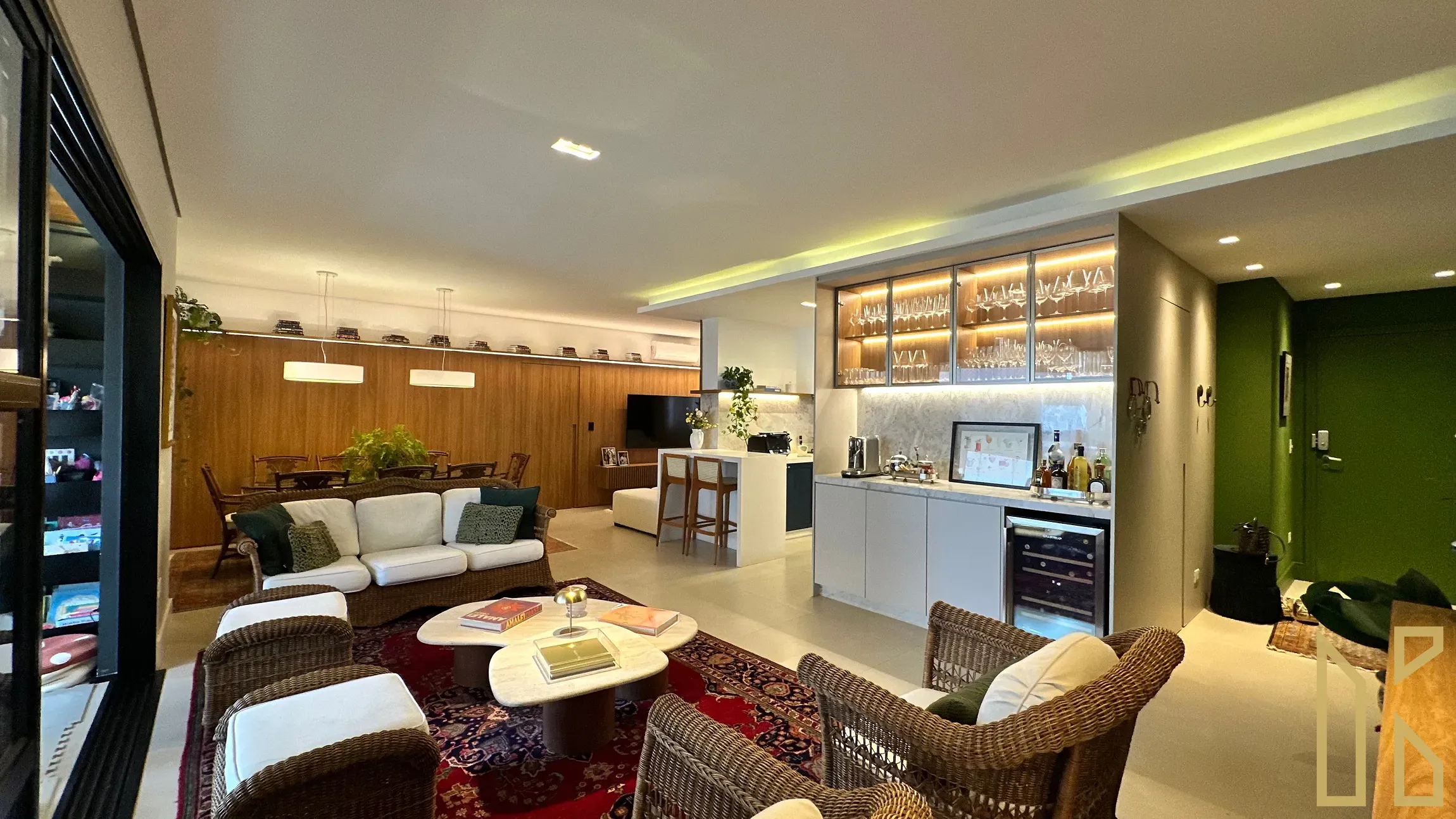 Apartamento, 3 quartos, 162 m² - Foto 1
