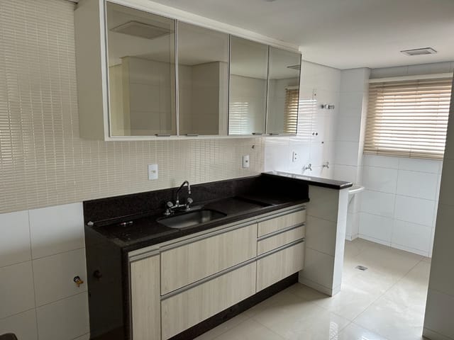 Apartamento 2 quartos e 1 banheiro, à venda, no bairro Centro em Cambé