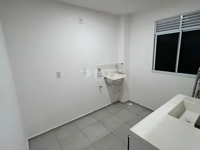 Apartamento 2 quartos e 1 banheiro, à venda, no bairro Jardim Cristina em Botucatu