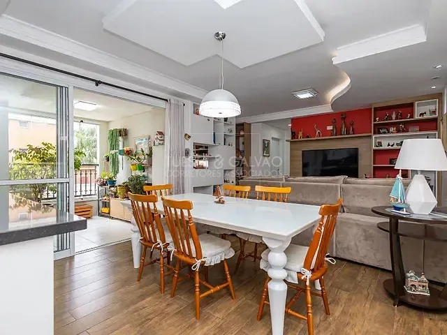 Apartamento com 94m² 3 quartos e 2 banheiros, à venda, no bairro Água Verde em Curitiba
