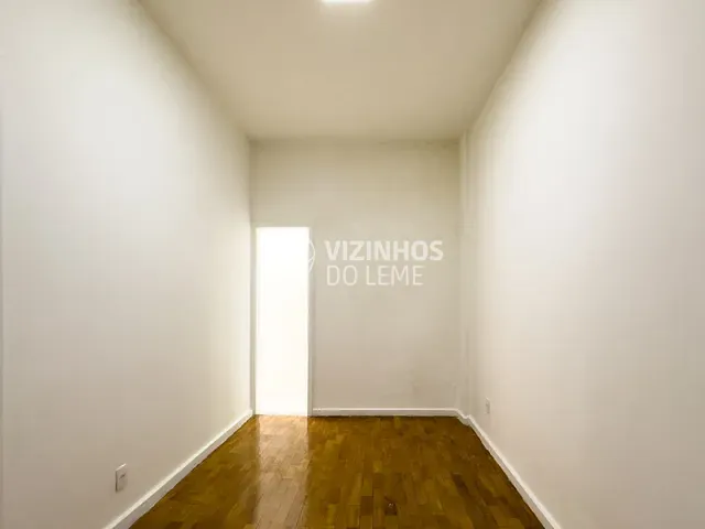 Apartamento com 32m² 1 quarto e 1 banheiro, à venda, no bairro Leme em Rio de Janeiro