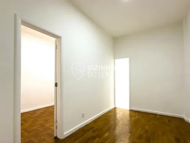 Apartamento com 32m² 1 quarto e 1 banheiro, à venda, no bairro Leme em Rio de Janeiro