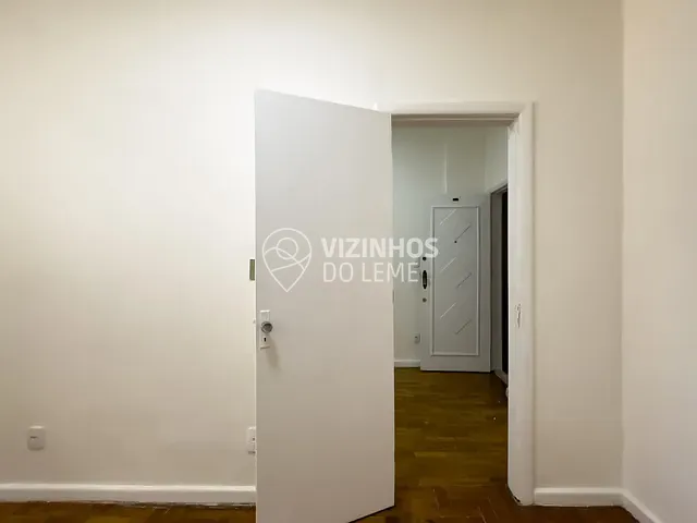 Apartamento com 32m² 1 quarto e 1 banheiro, à venda, no bairro Leme em Rio de Janeiro