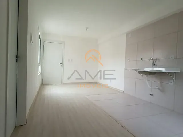 Apartamento 2 quartos e 1 banheiro, à venda, no bairro Três Vendas em Pelotas