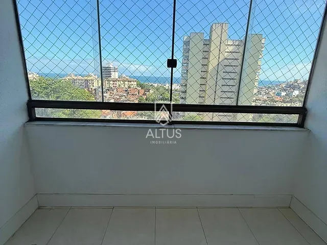 Apartamento 1 quarto e 1 banheiro, à venda, no bairro Imbuí em Salvador