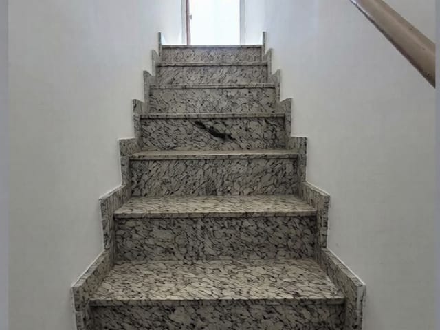 Apartamento 2 quartos e 2 banheiros, à venda, no bairro Vila Lucinda em Santo André