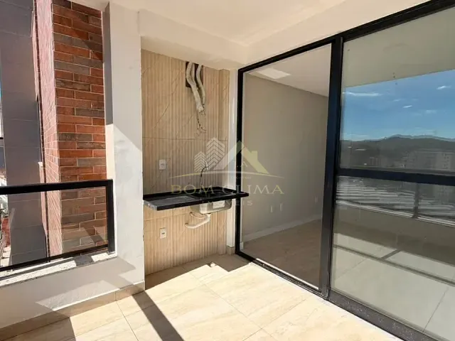 Apartamento 2 quartos e 1 banheiro, à venda, no bairro Vale do Ipê em Juiz de Fora