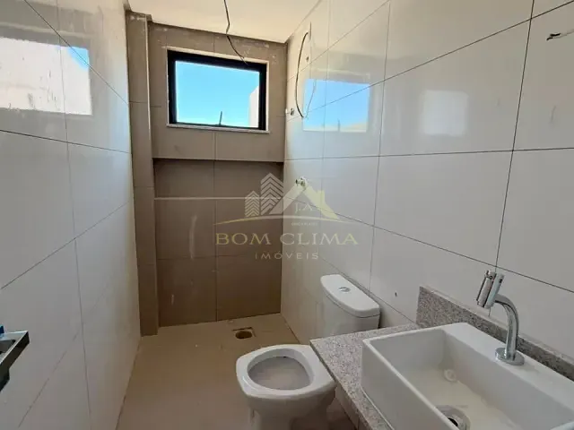Apartamento 2 quartos e 1 banheiro, à venda, no bairro Vale do Ipê em Juiz de Fora