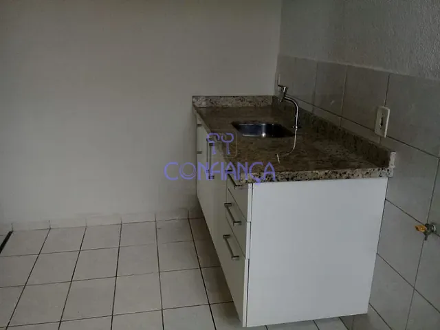 Apartamento com 43m² 2 quartos e 1 banheiro, à venda ou para alugar, no bairro Cosmos em Rio de Janeiro