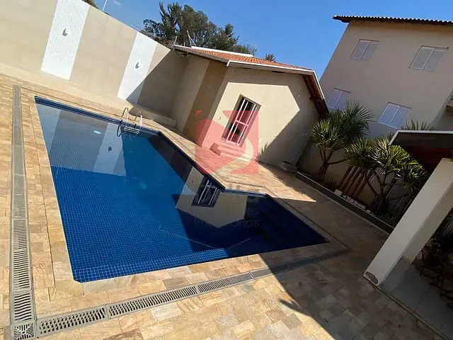 Apartamento com 84m² 3 quartos e 2 banheiros, à venda, no bairro Centro em Pirassununga