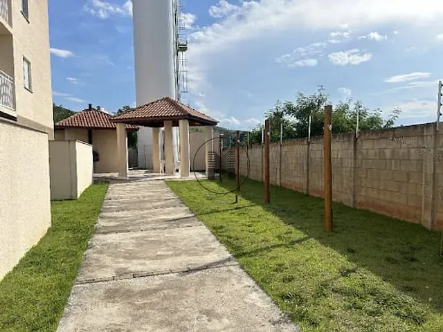 Apartamento com 47m² 2 quartos e 1 banheiro, à venda, no bairro Chácara Selles em Guaratinguetá