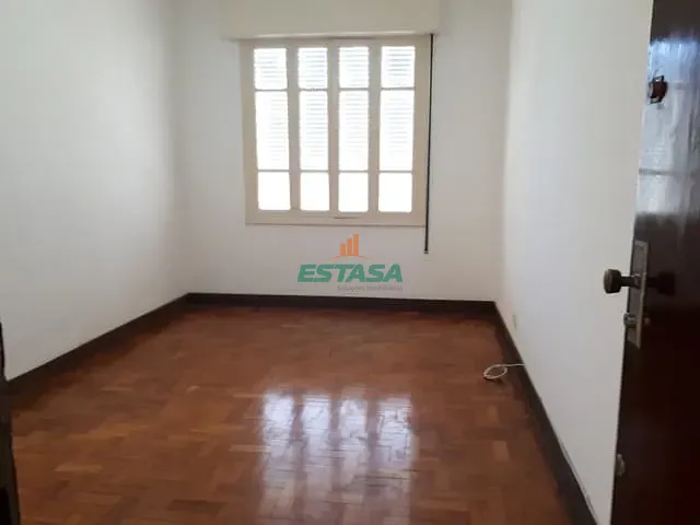 Apartamento 1 quarto e 1 banheiro, à venda, no bairro Catete em Rio de Janeiro