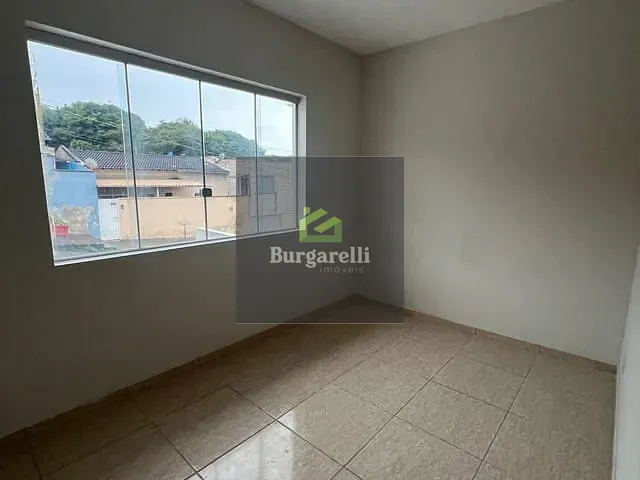 Apartamento 2 quartos e 1 banheiro, para alugar, no bairro Morada do Sol em Lavras