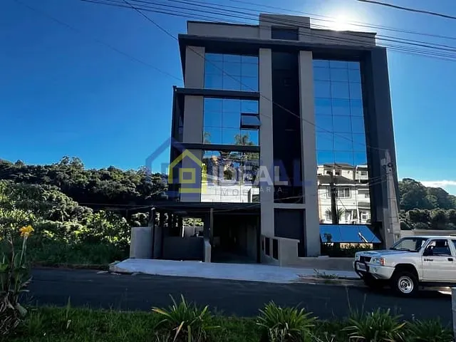 Apartamento 3 quartos e 2 banheiros, à venda, no bairro Parque de Exposições em Concórdia