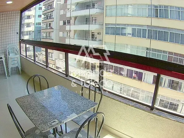 Apartamento com 110m² 3 quartos e 3 banheiros, à venda, no bairro Centro em Guarapari