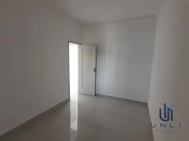 Apartamento 2 quartos e 1 banheiro, para alugar, no bairro Aterrado em Volta Redonda