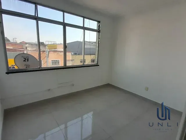 Apartamento 2 quartos e 1 banheiro, para alugar, no bairro Aterrado em Volta Redonda