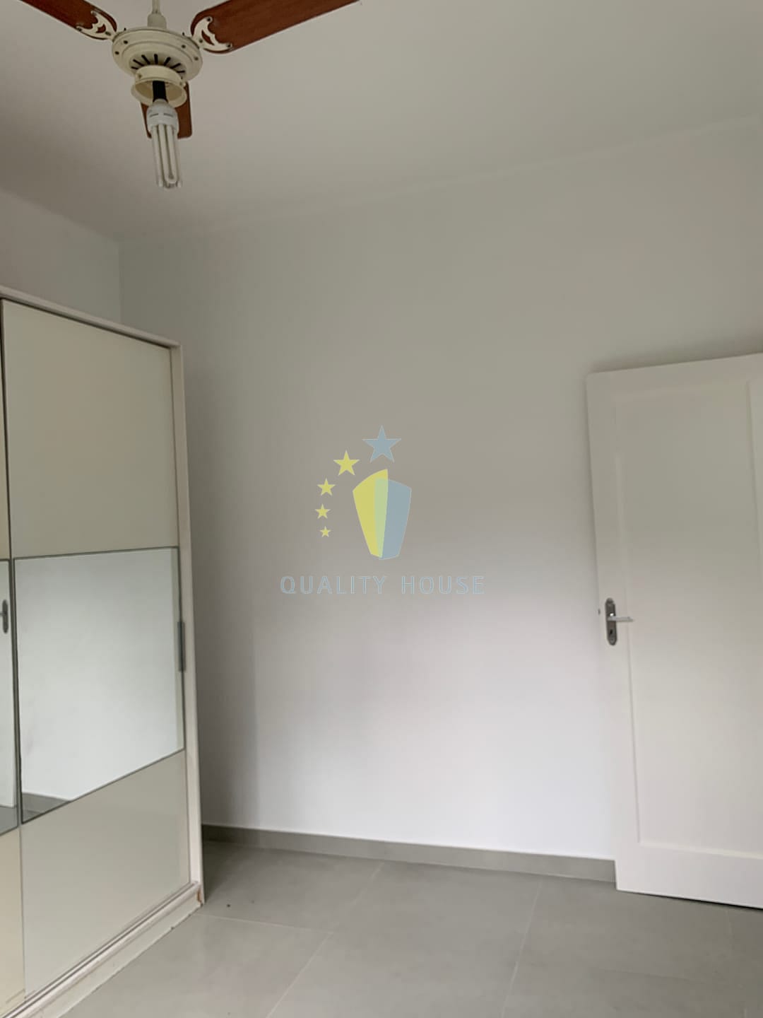 Apartamento para alugar com 3 quartos, 76m² - Foto 12