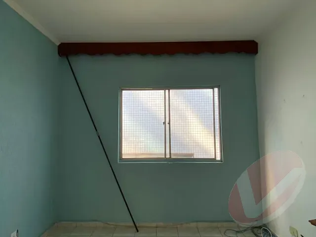 Apartamento 2 quartos e 1 banheiro, para alugar, no bairro Vila Caiçara em Praia Grande