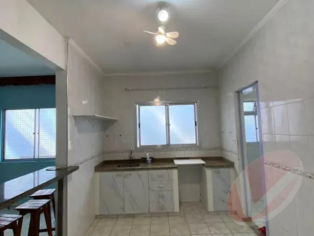 Apartamento 2 quartos e 1 banheiro, para alugar, no bairro Vila Caiçara em Praia Grande