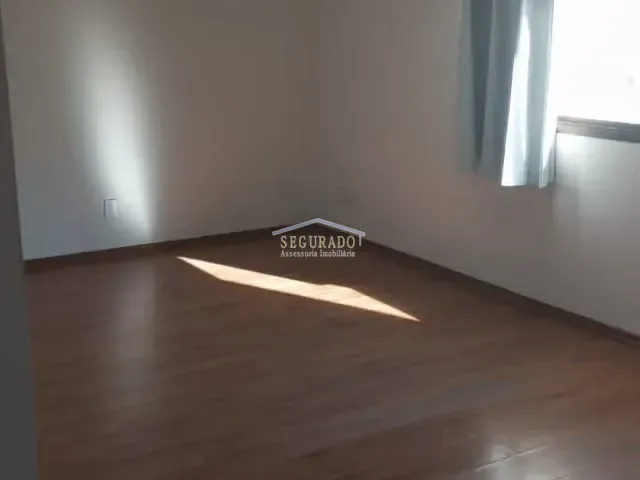 Apartamento 1 quarto e 2 banheiros, à venda, no bairro Cambui em Campinas