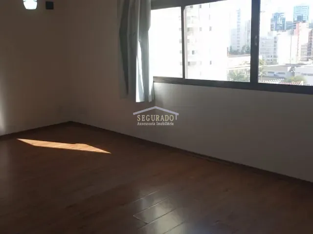 Apartamento 1 quarto e 2 banheiros, à venda, no bairro Cambui em Campinas