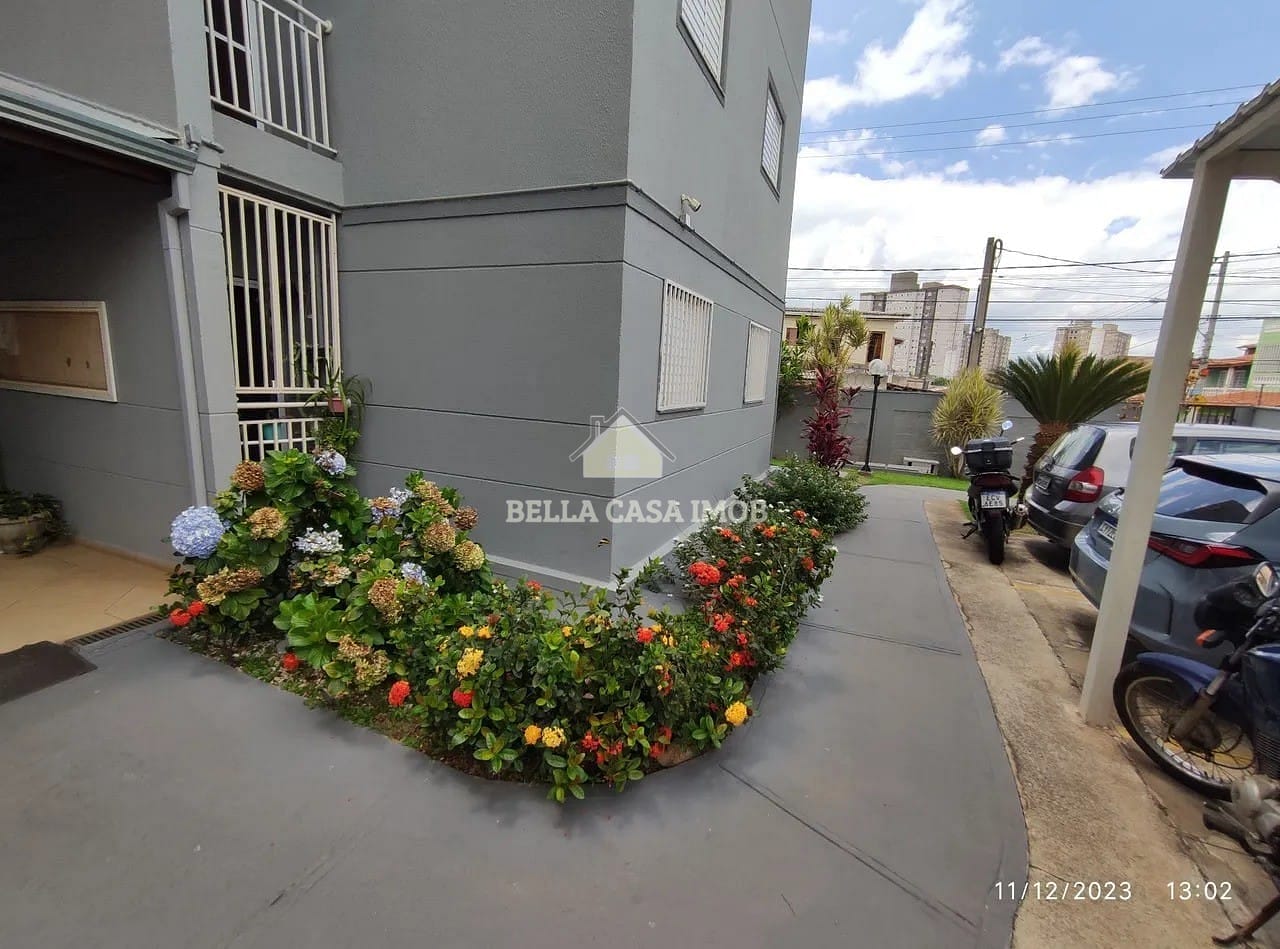 Apartamento à venda com 2 quartos, 45m² - Foto 1