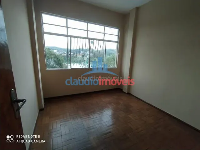 Apartamento 3 quartos e 1 banheiro, à venda ou para alugar, no bairro Ano Bom em Barra Mansa