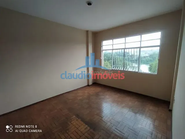 Apartamento 3 quartos e 1 banheiro, à venda ou para alugar, no bairro Ano Bom em Barra Mansa
