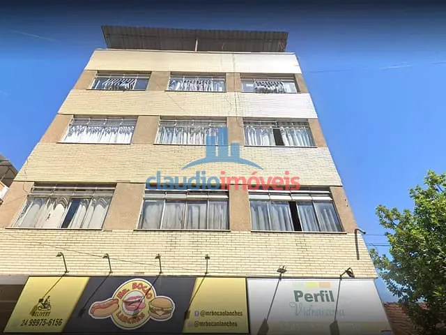 Apartamento 3 quartos e 1 banheiro, à venda ou para alugar, no bairro Ano Bom em Barra Mansa