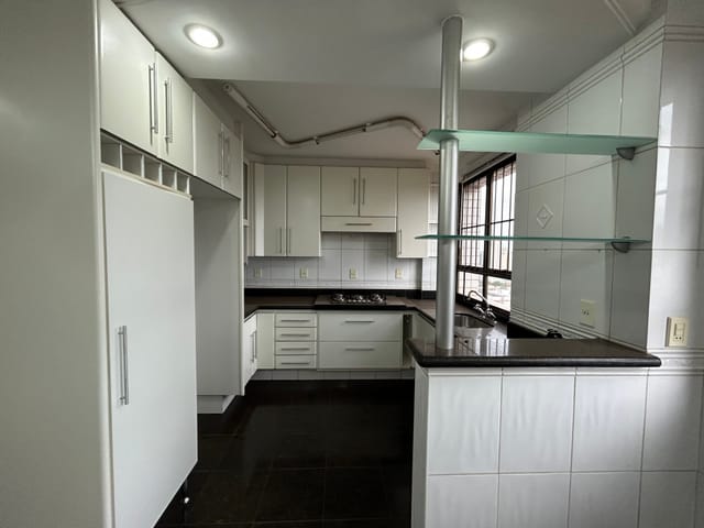 Apartamento 3 quartos e 2 banheiros, à venda, no bairro Cidade Nova em Franca