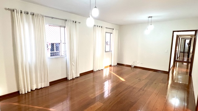 Foto do Apartamento - Apartamento à venda, Ed. GRAMADO com 3 dorm. (1 suíte) 95m² útil, sala ampla e cozinha ampla, 1 vaga, Centro, Londrina, PR | EVIDÊNCIA Imóveis