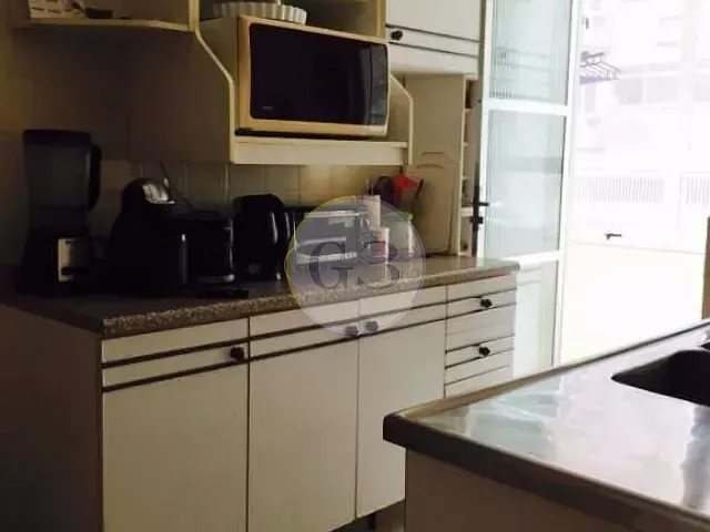 Apartamento 3 quartos e 2 banheiros, à venda, no bairro Centro em Pelotas