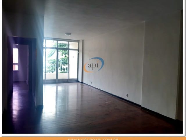 Foto do Apartamento - Excelente apartamento 3 quartos (1 suíte) na Tijuca, com cozinha ampla, 2 vagas de garagem, área de serviço e playground | GrupoApi