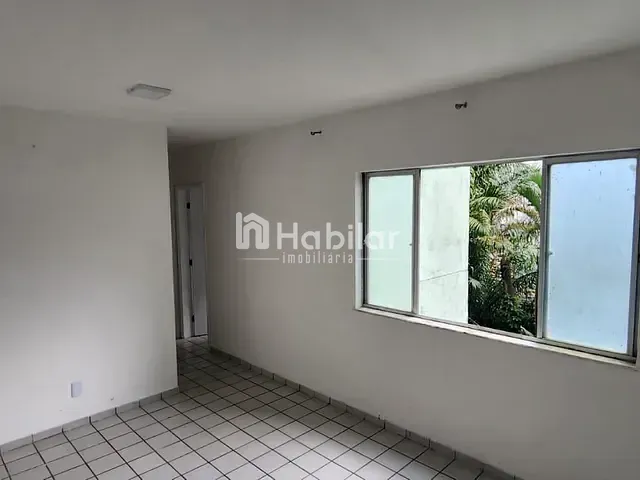 Apartamento 2 quartos e 1 banheiro, à venda, no bairro Cabula em Salvador